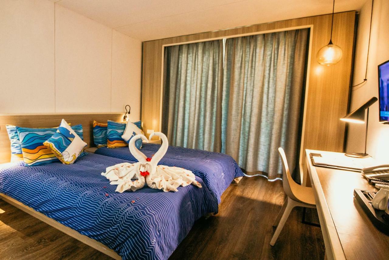 Apsaras Tribe Hotel General Luna  Bagian luar foto